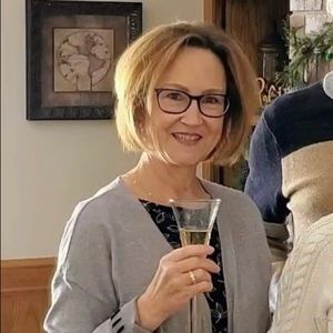 Meet your Posher, Lorna